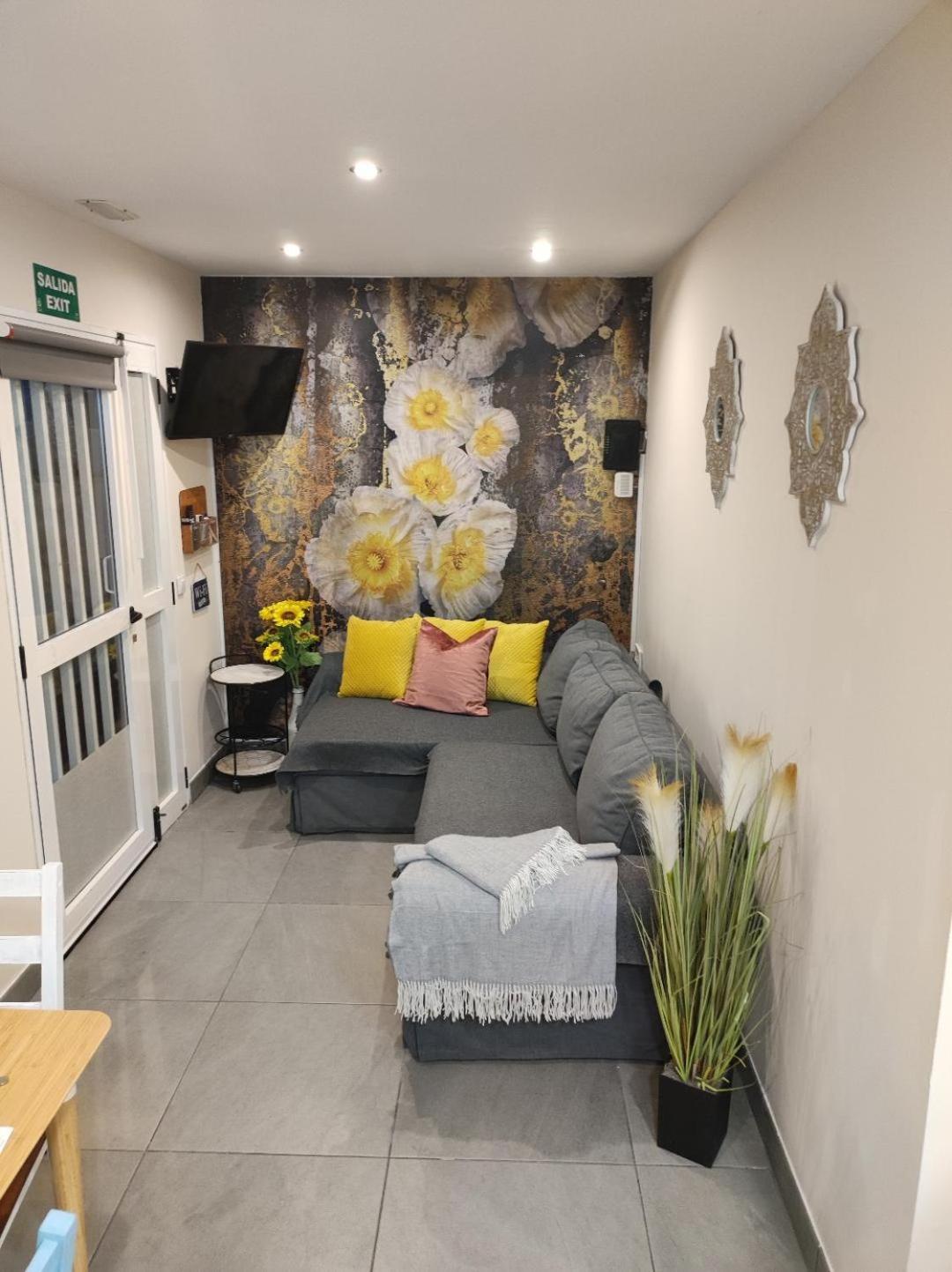 Center Flat Puerto Del Carmen Near The Beach Natural Elements Apartment エクステリア 写真